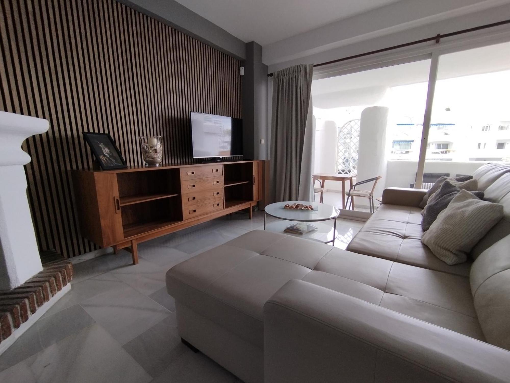 Puerto Marina Palace بينالماذينا المظهر الخارجي الصورة